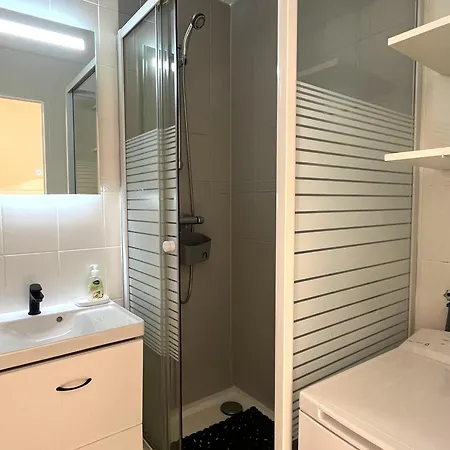 Acces - Securisee Avec Piscine - Fr-1-753-31 Appartamento